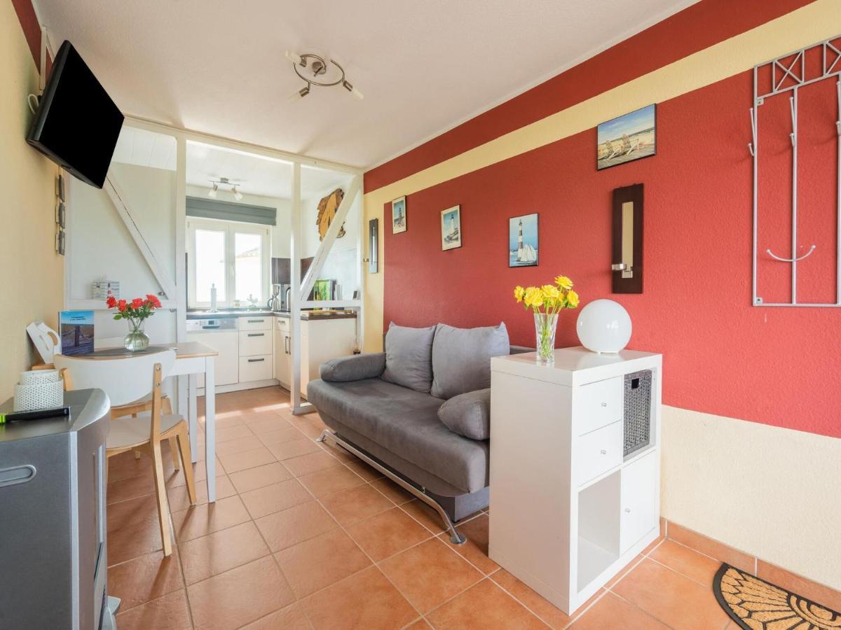 Beautiful Bungalow In Poel Near The Beach Fahrdorf  Exterior foto