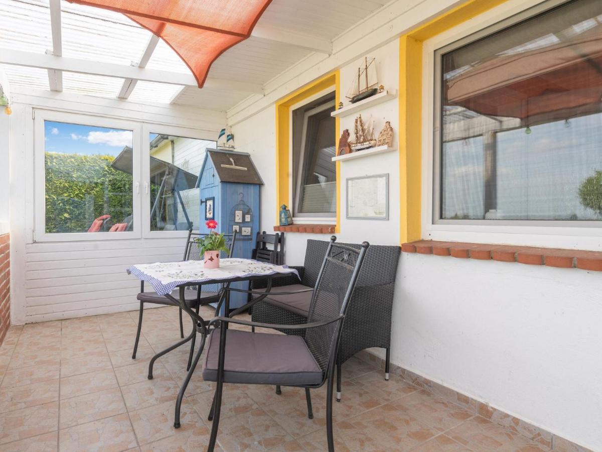 Beautiful Bungalow In Poel Near The Beach Fahrdorf  Exterior foto